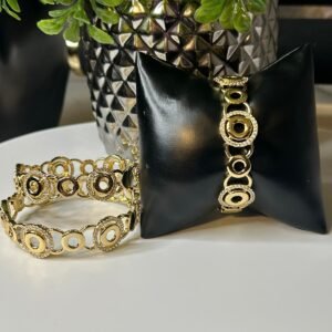 Goldreplica with zirconia bangle