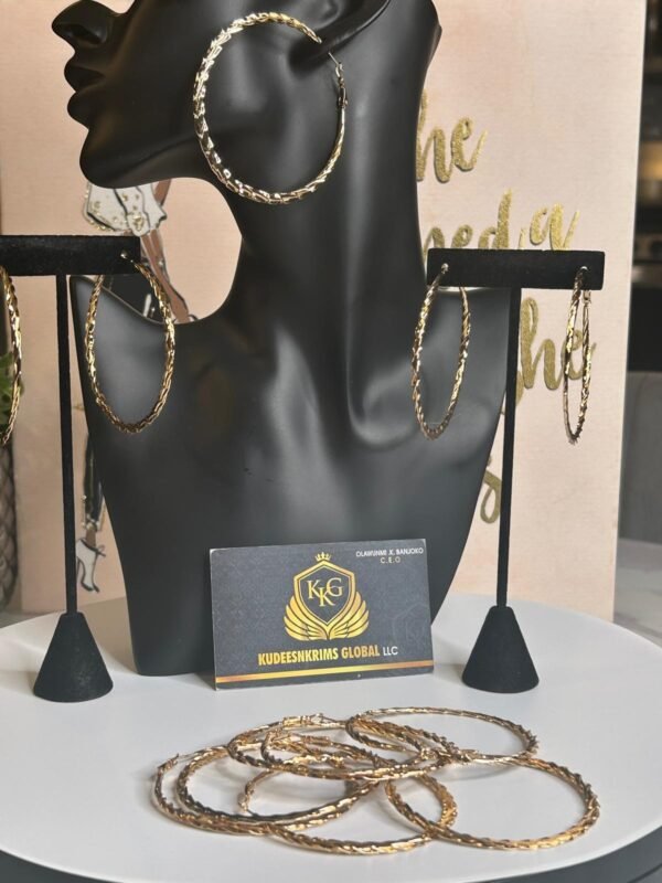 Bold loop earring