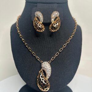 Rose gold earring, chain & pendant